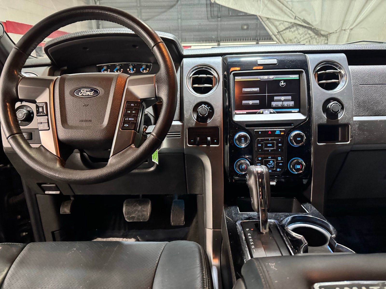 Used 2014 Ford F150 Limited image 16