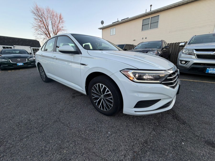 Used 2019 Volkswagen Jetta SEL image 3