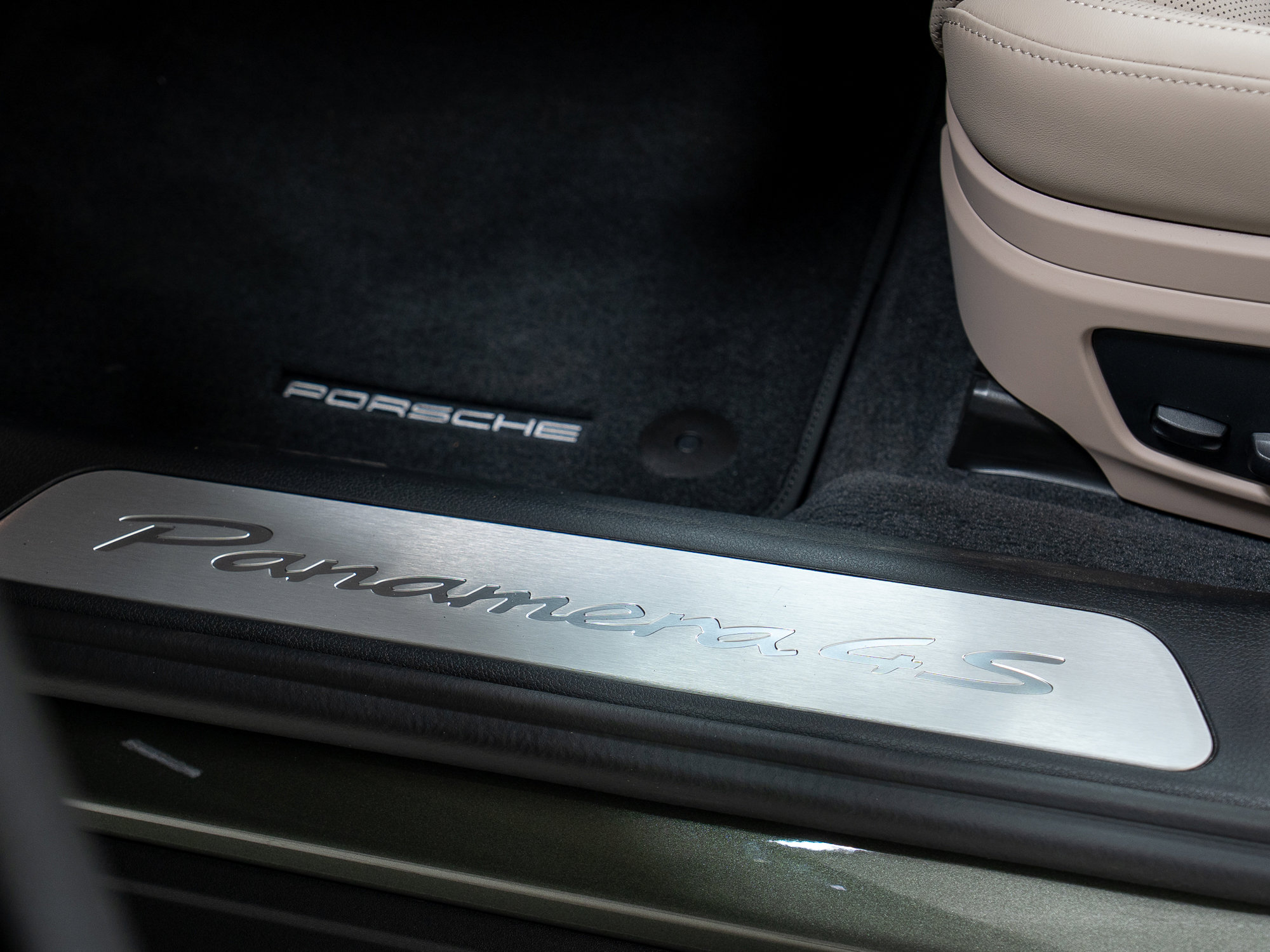New 2026 Porsche Panamera 4S AWD/4WD image 15