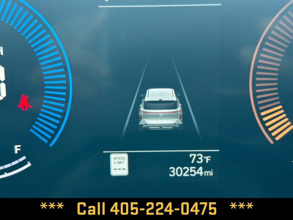 Used 2025 Hyundai Kona SEL image 15