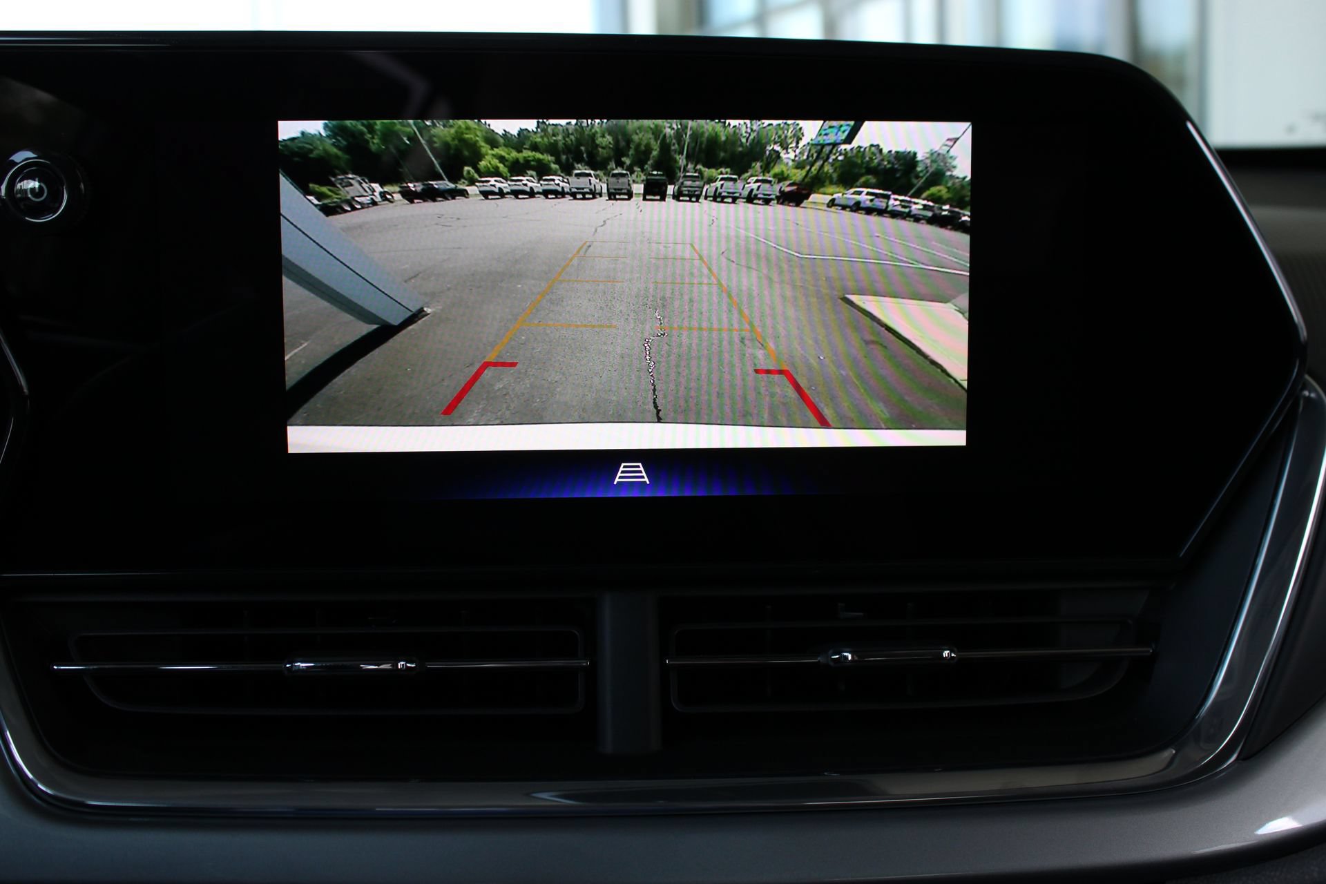 New 2026 Chevrolet Trax LT w/ Driver Confidence Package FWD image 37