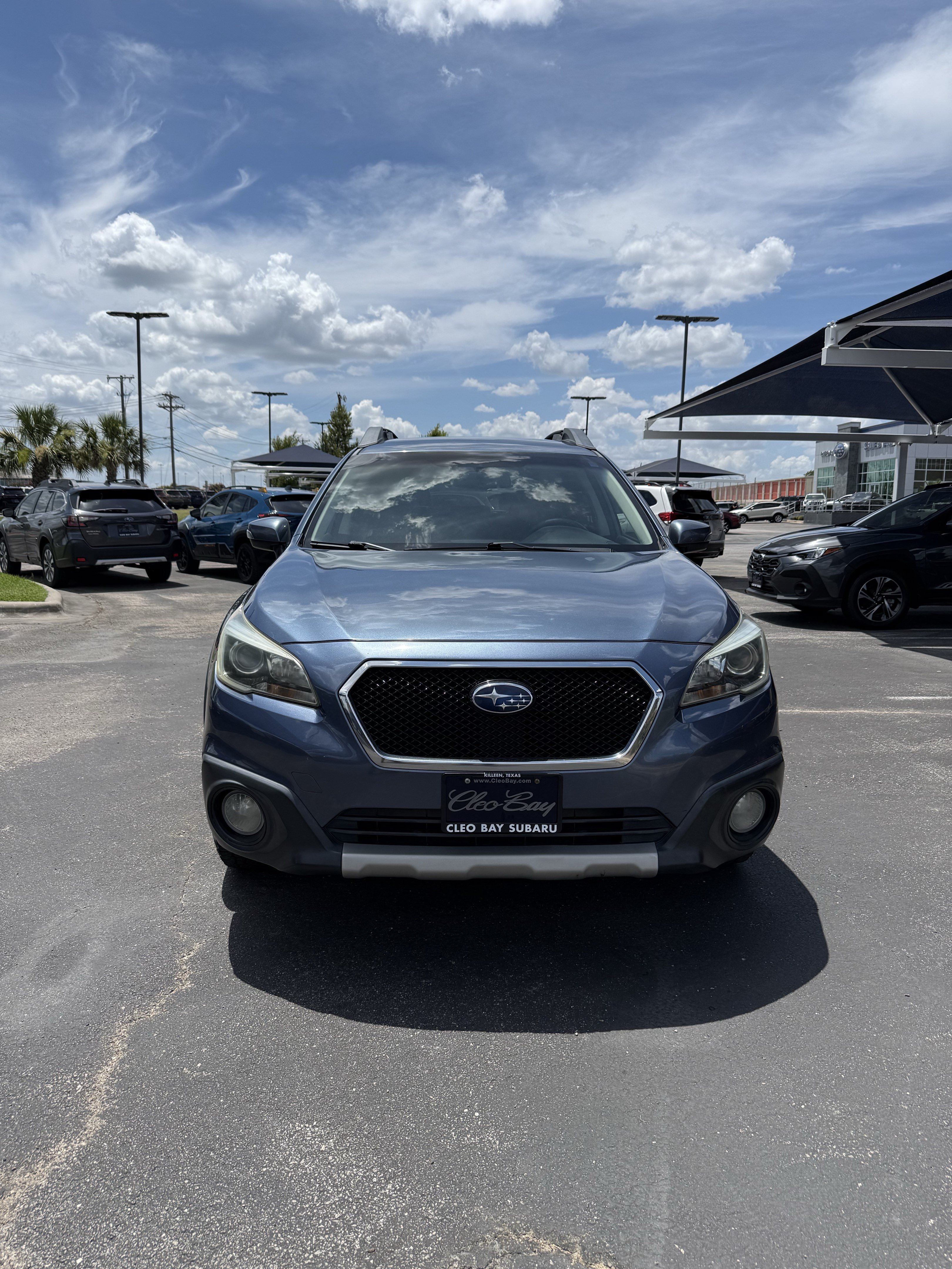 Used 2016 Subaru Outback 3.6R Limited AWD/4WD image 2
