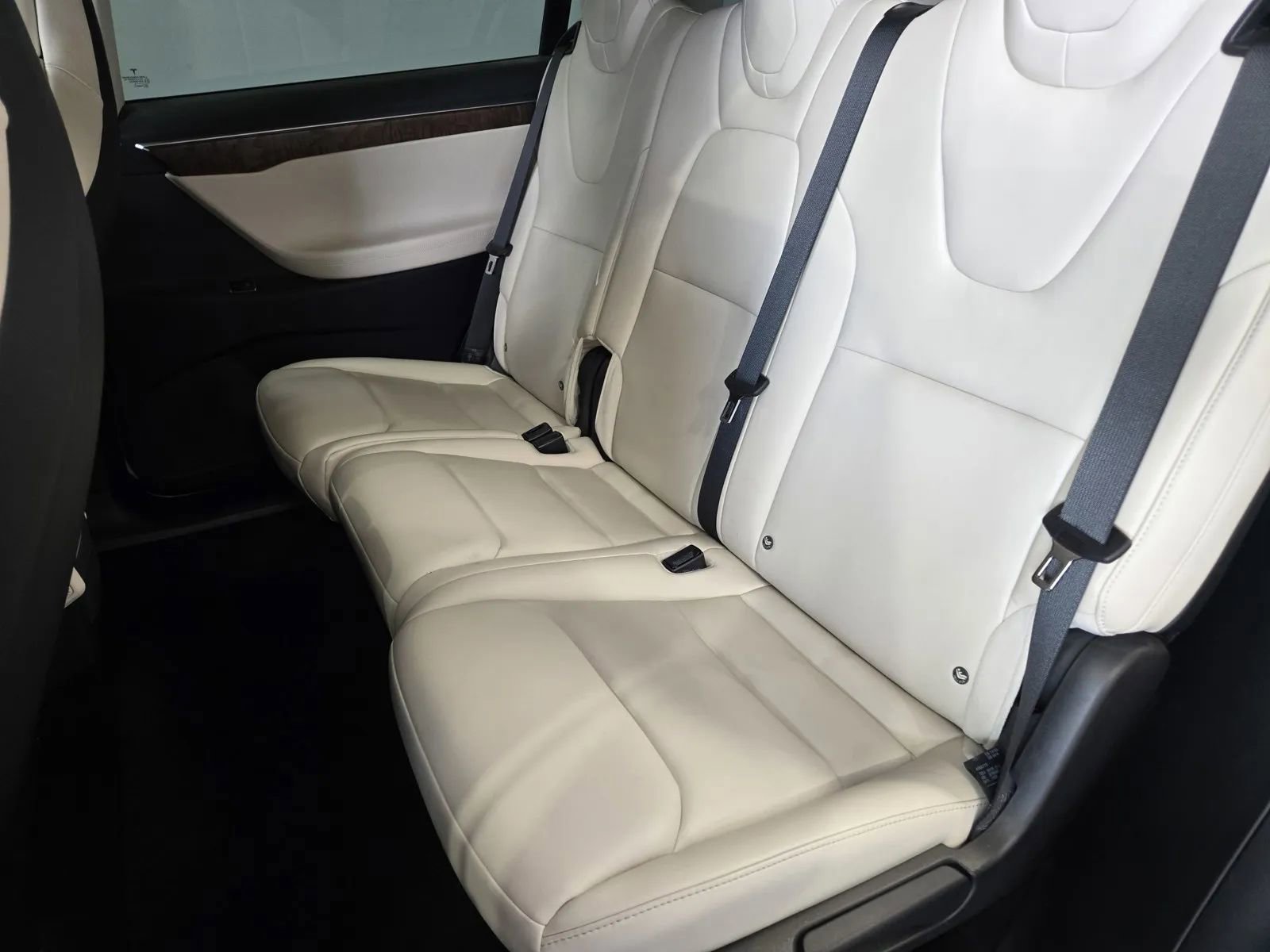 Used 2018 Tesla Model X 75D AWD/4WD image 10