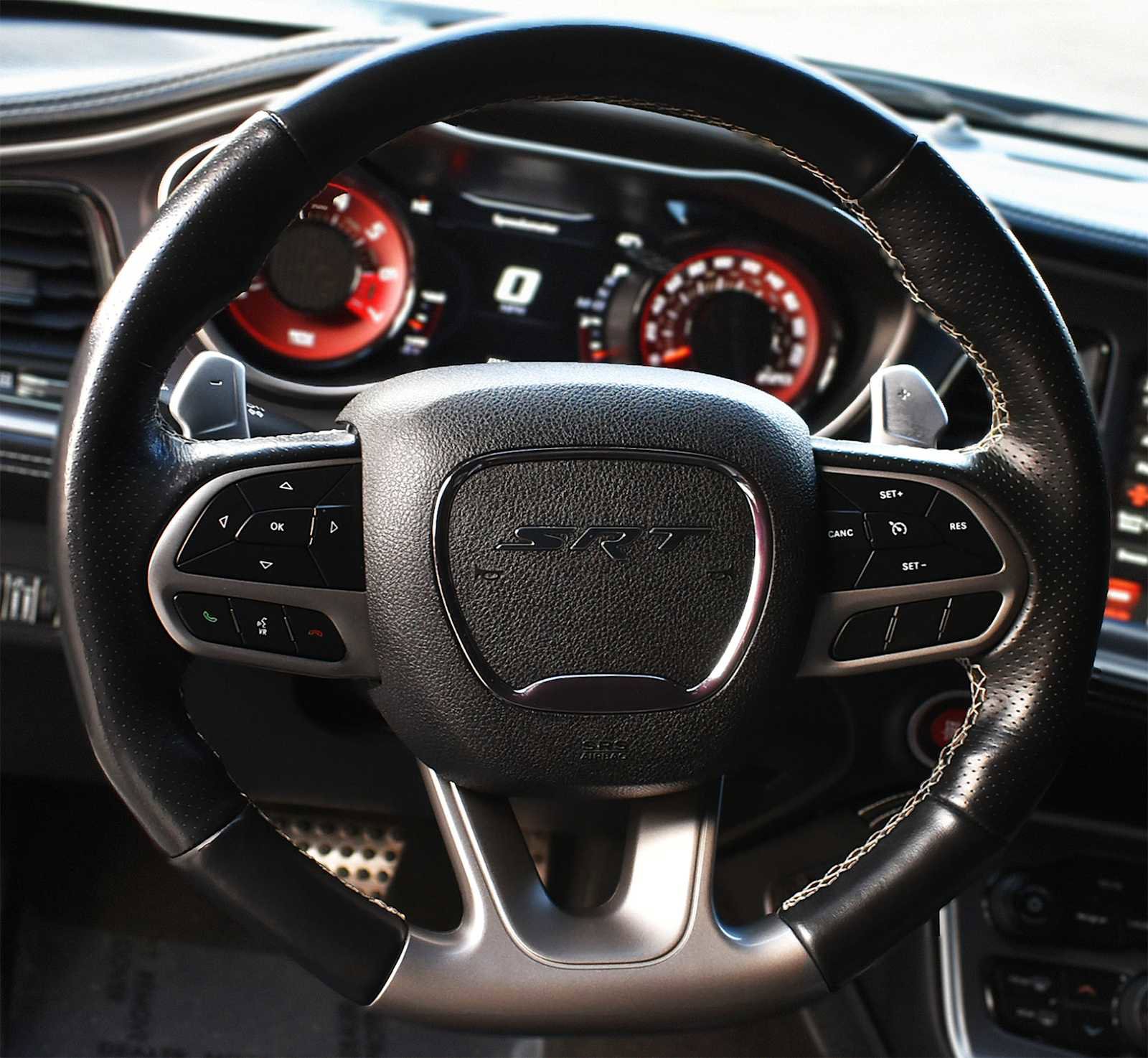 Used 2022 Dodge Challenger SRT Hellcat RWD image 17