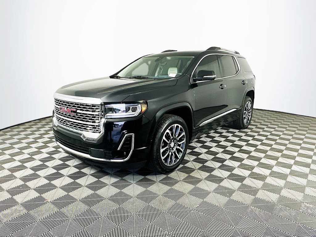 Used 2020 GMC Acadia Denali w/ Technology Package FWD image 6