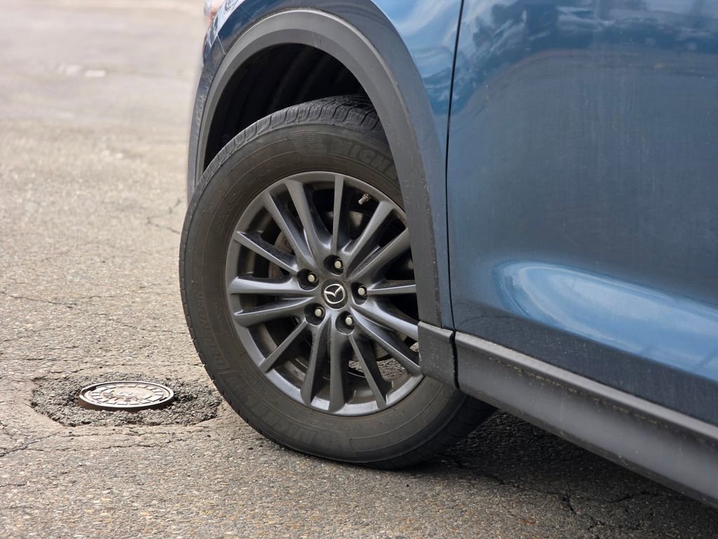 Used 2019 MAZDA CX-5 Touring image 6