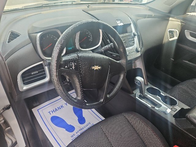 Used 2010 Chevrolet Equinox LT image 9