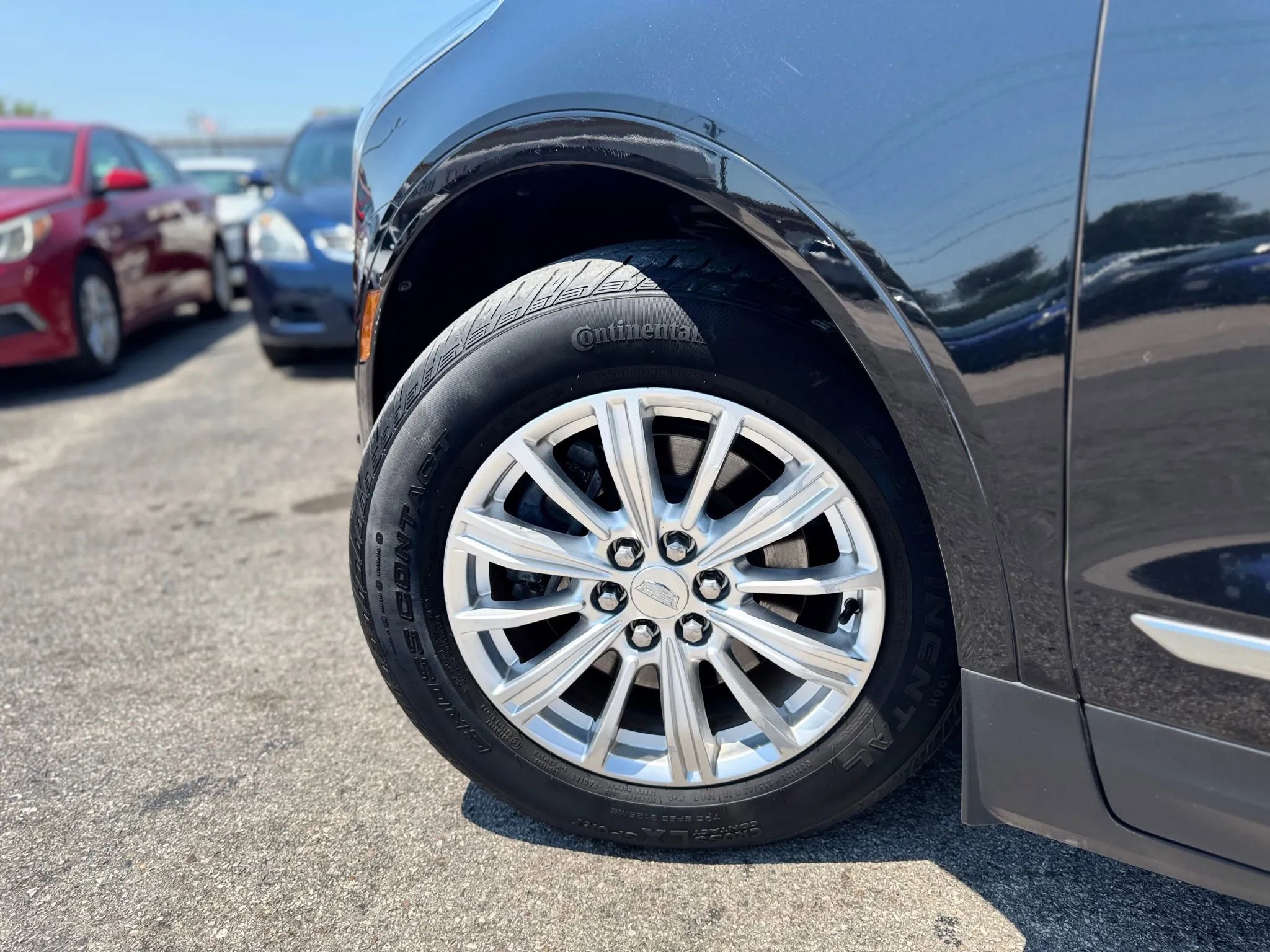 Used 2017 Cadillac XT5 Sport Utility 4D FWD image 46