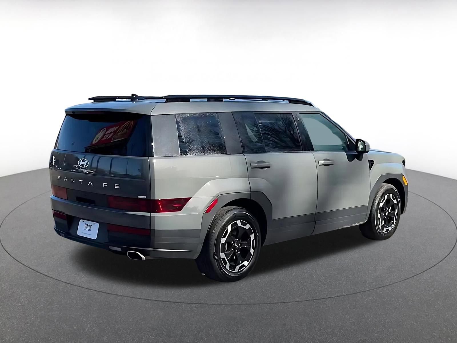 Used 2025 Hyundai Santa Fe SEL image 14