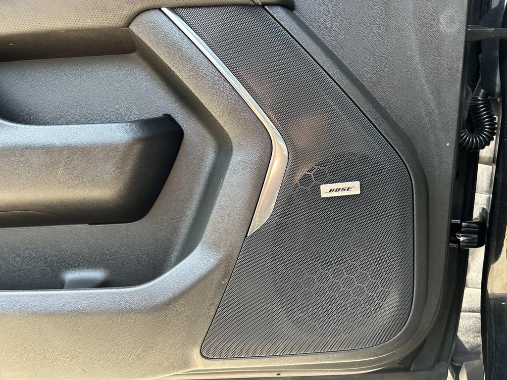 Used 2023 Chevrolet Tahoe Premier AWD/4WD image 15