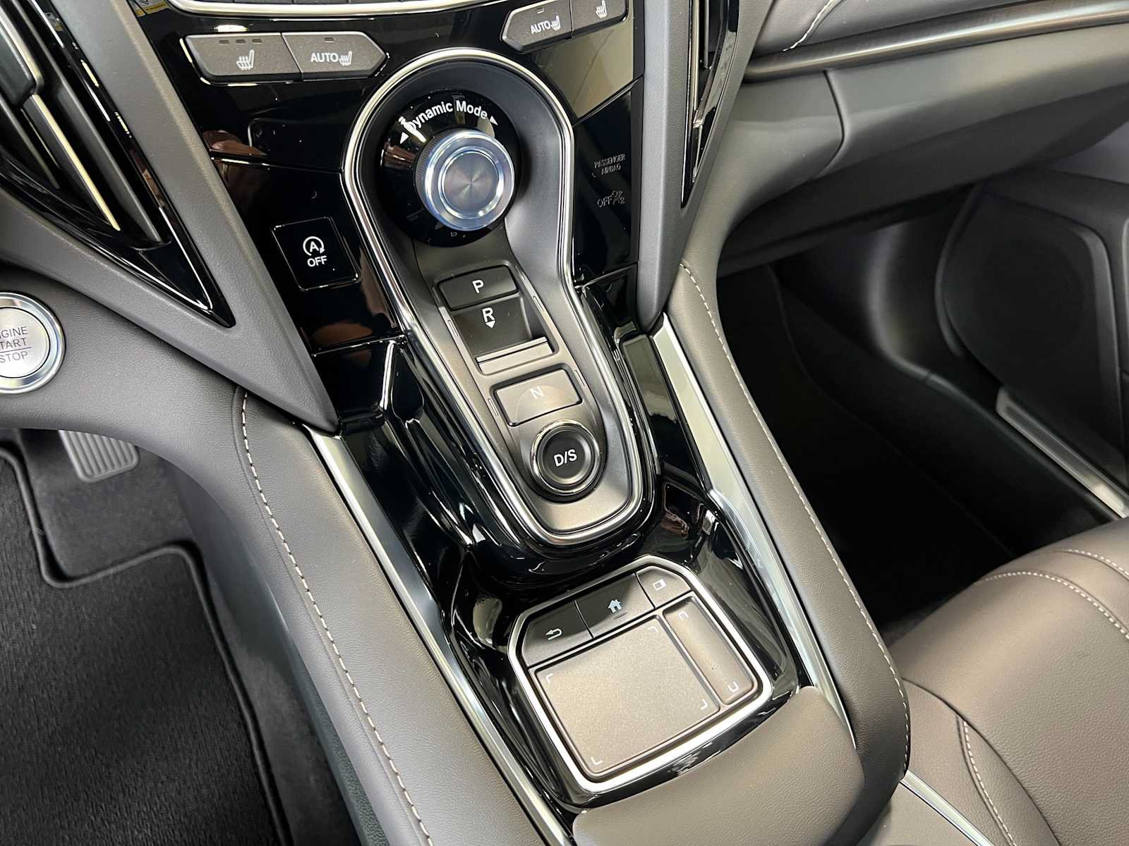 New 2026 Acura RDX SH-AWD image 22