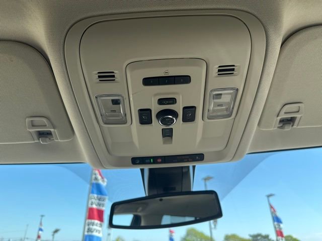 Used 2022 GMC Yukon Denali AWD/4WD image 28