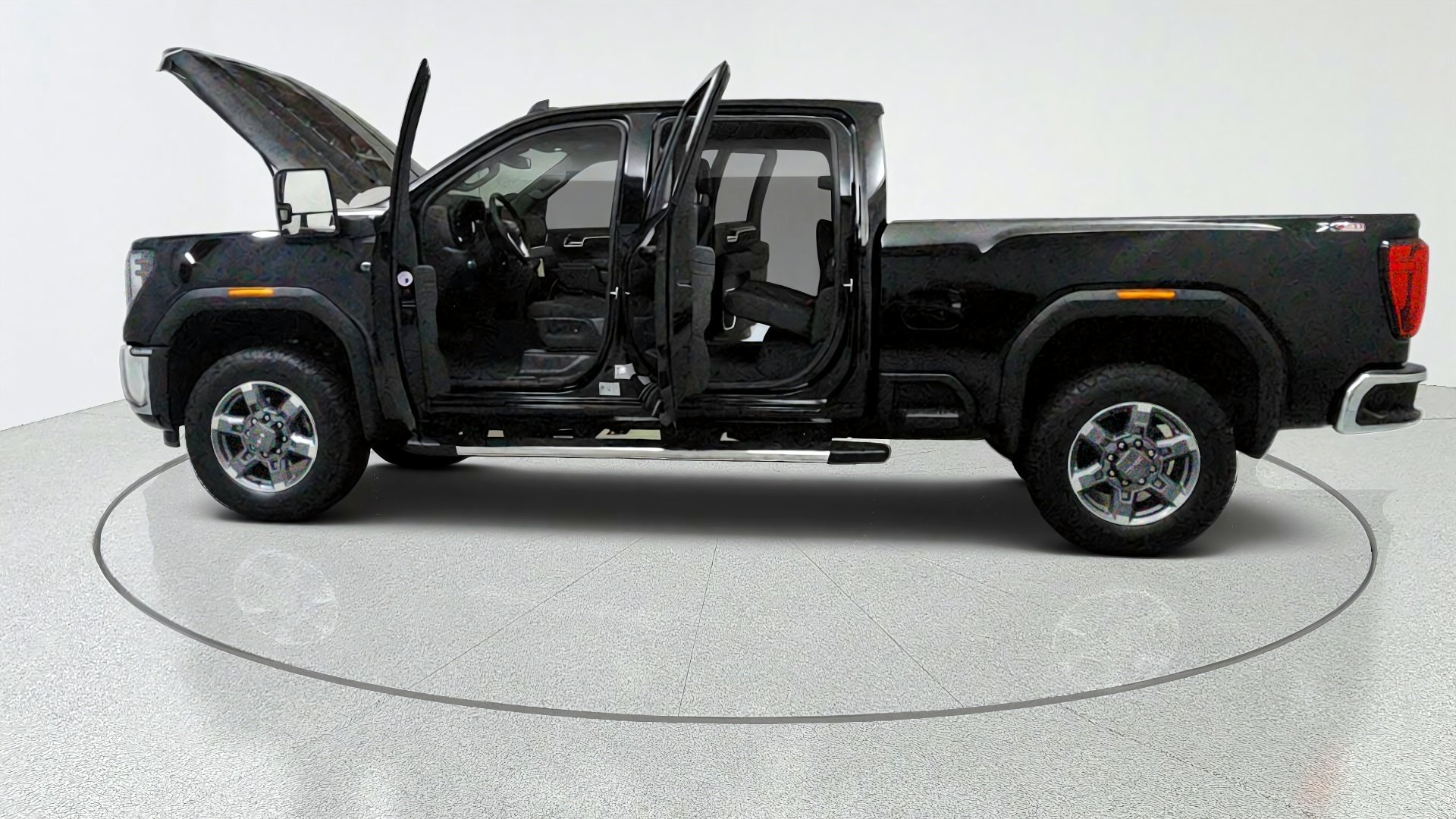 Used 2025 GMC Sierra 2500 SLE w/ SLE Value Package; AWD/4WD image 10