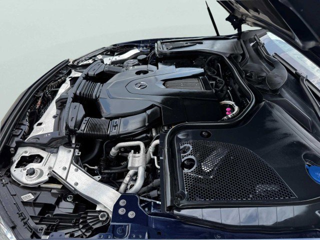 Used 2019 Mercedes-Benz E 450 4MATIC Cabriolet image 79