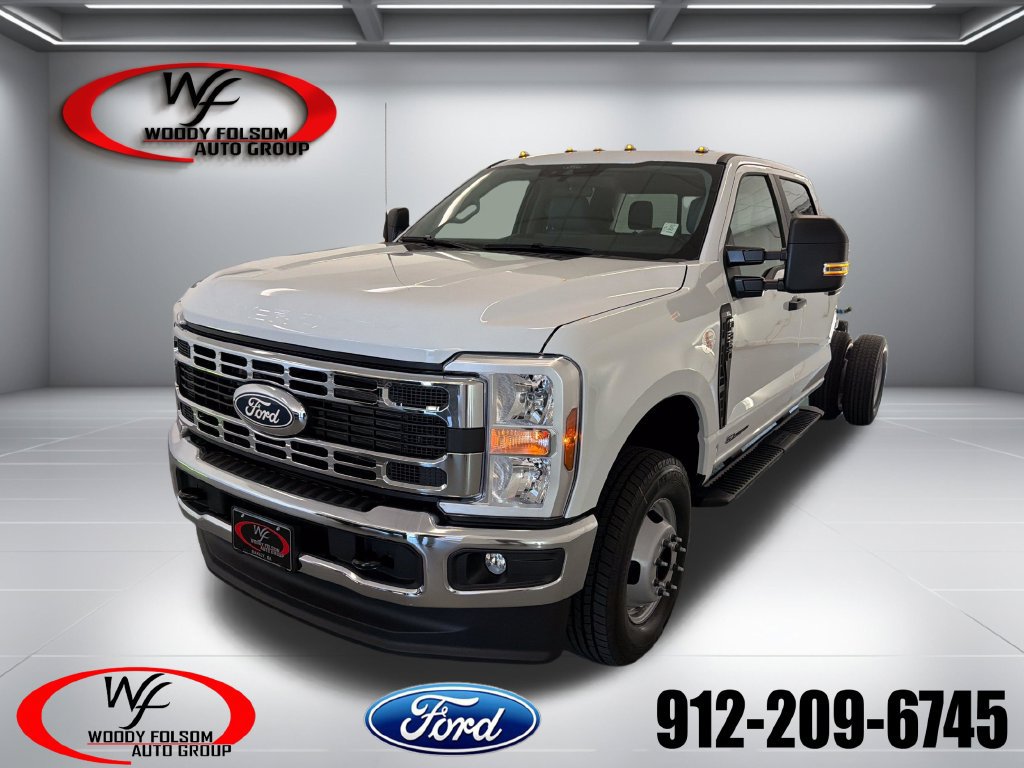New 2027 Ford F350 XL w/ XL Chrome Package AWD/4WD 360° Tour