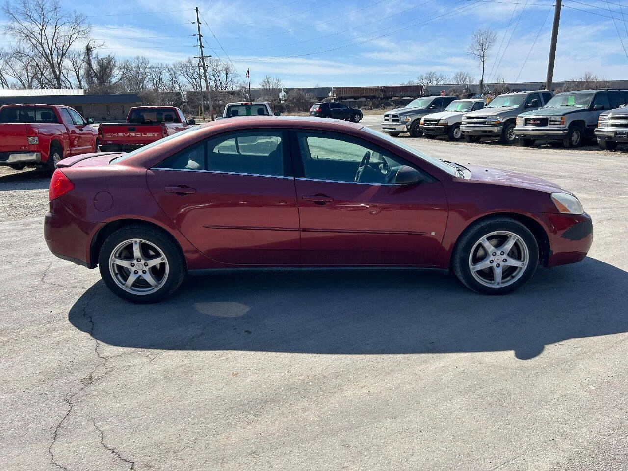 Used 2009 Pontiac G6 Sedan w/ Sport Package 2 image 9