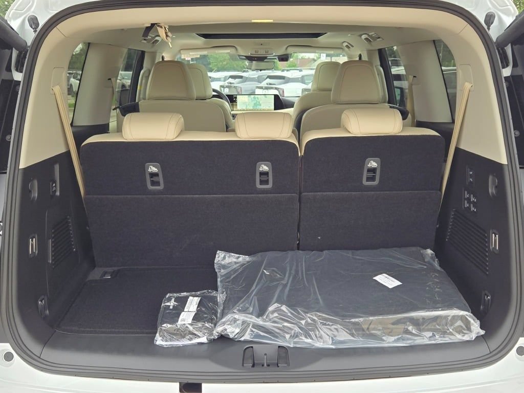 New 2026 Nissan Armada Platinum Reserve AWD/4WD image 17