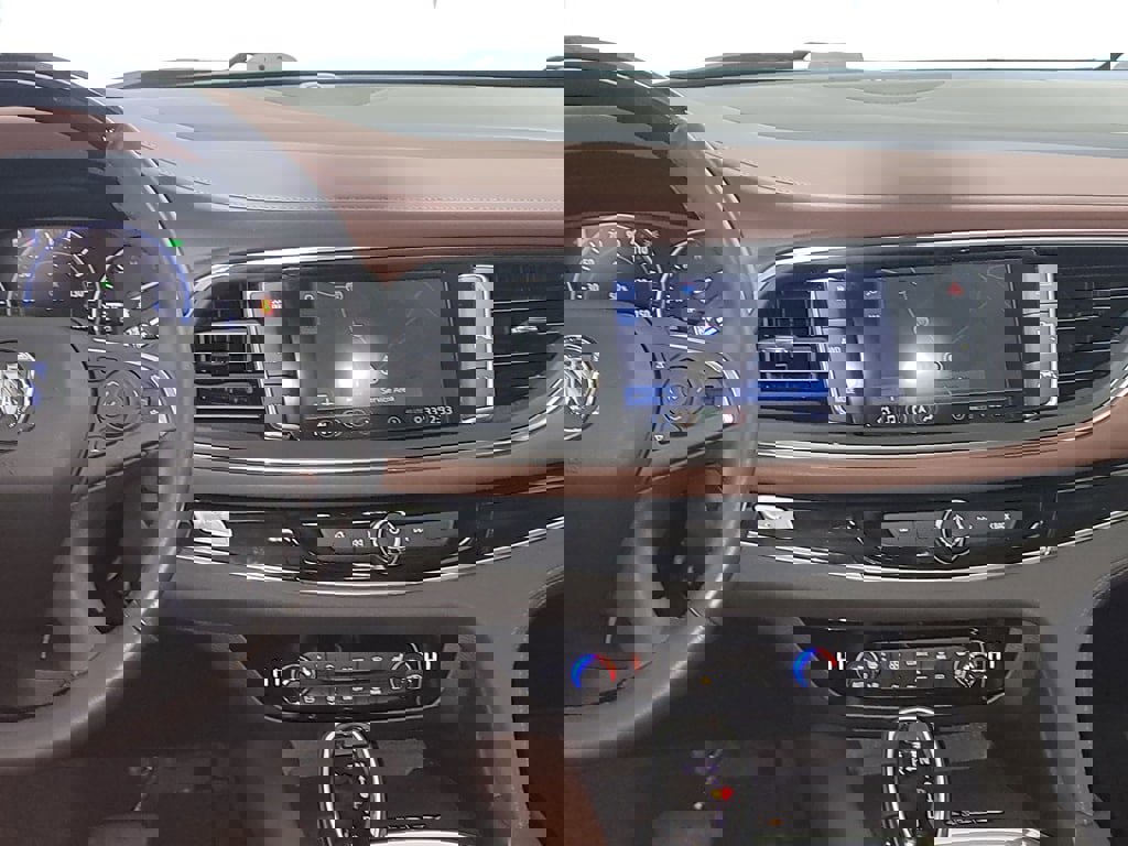 Used 2020 Buick Enclave Avenir w/ Avenir Technology Package image 18