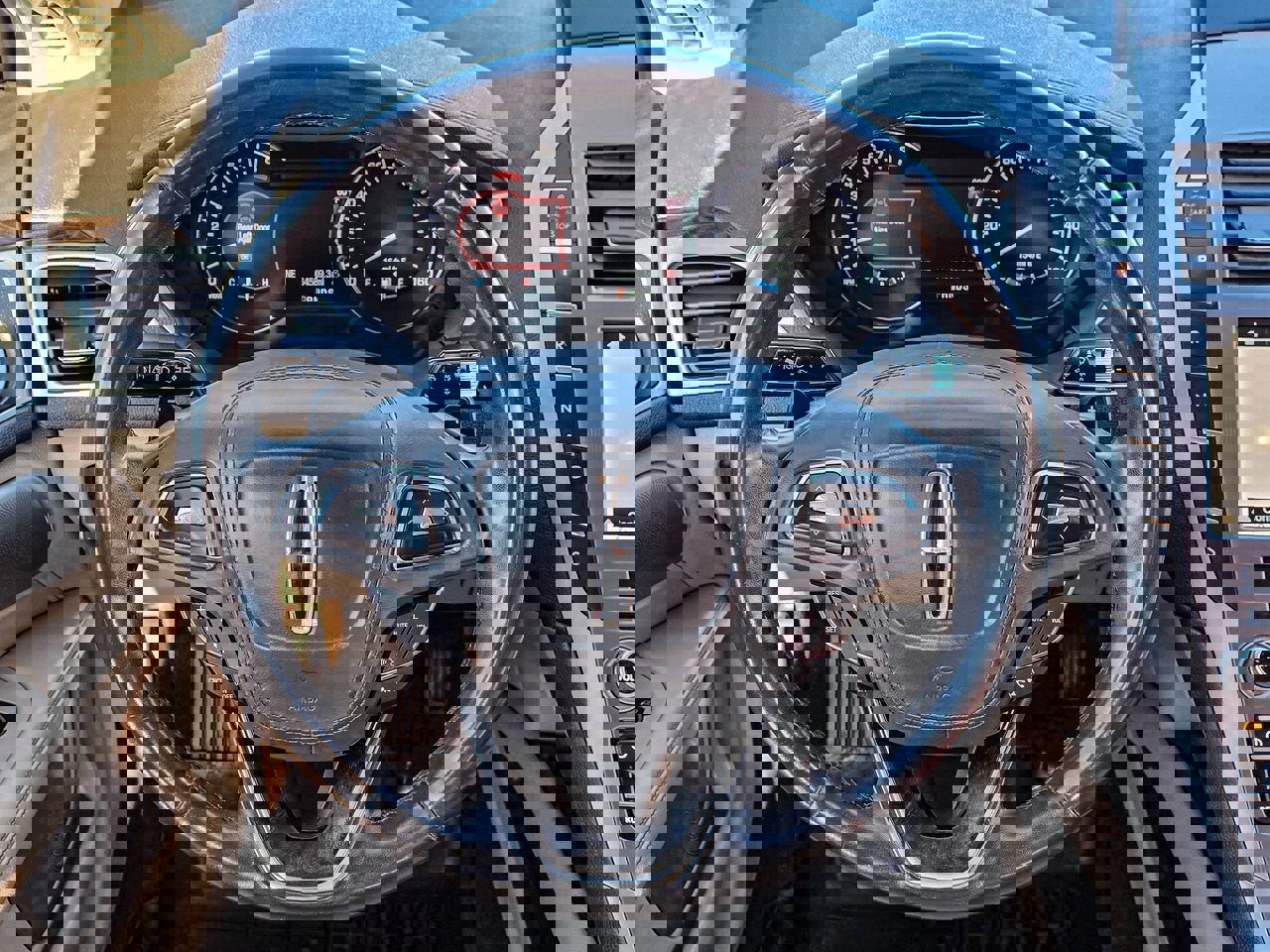 Used 2019 Lincoln MKZ Reserve w/ Luxury Package image 27