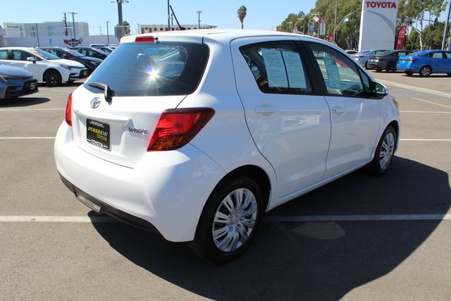 Used 2016 Toyota Yaris L FWD image 40