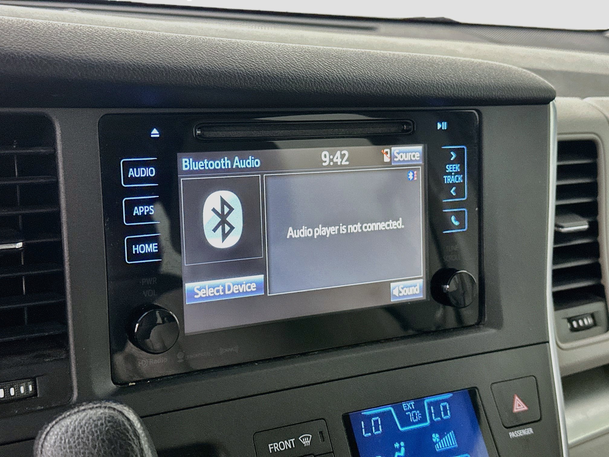 Used 2017 Toyota Sienna LE FWD image 19
