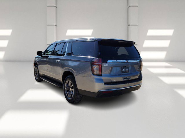 Used 2023 Chevrolet Suburban LS w/ Driver Alert Package image 5