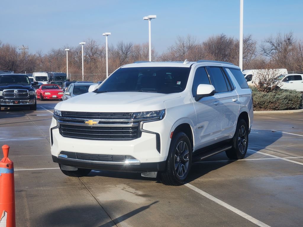 Used 2023 Chevrolet Tahoe LT w/ LT Signature Plus Package image 3