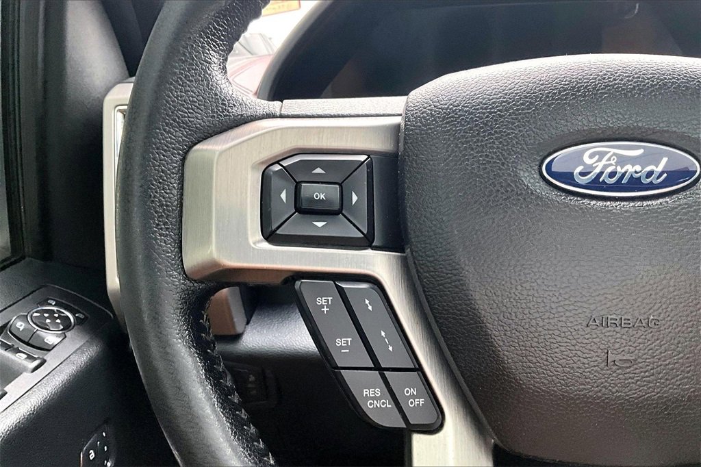 Used 2016 Ford F150 Platinum w/ Equipment Group 701A Luxury image 12