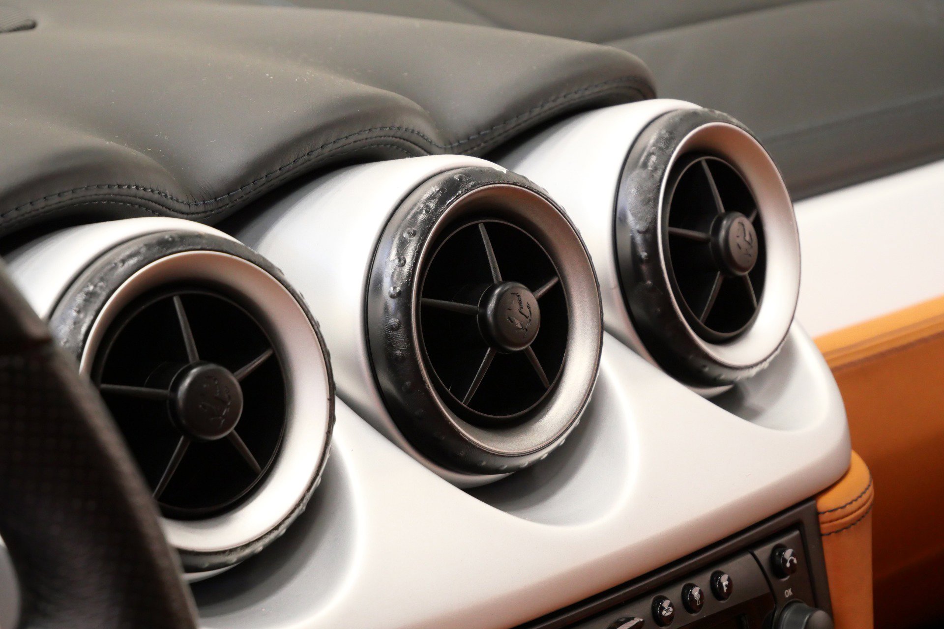 Used 2005 Ferrari 612 Scaglietti image 30