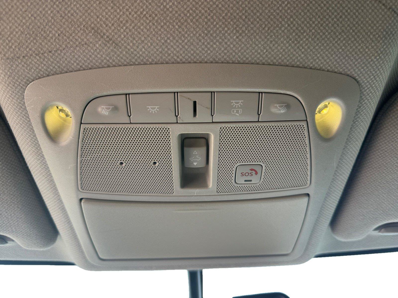 Used 2018 Nissan Sentra SL w/ Protection Package FWD image 17