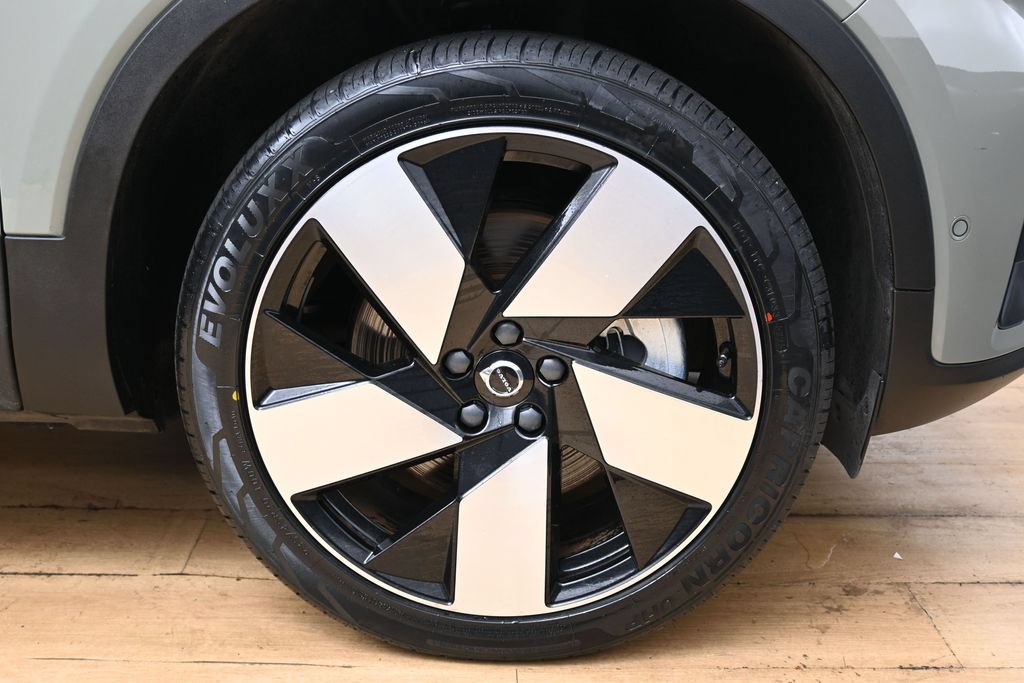 Used 2023 Volvo C40 P8 Recharge Ultimate AWD/4WD image 33
