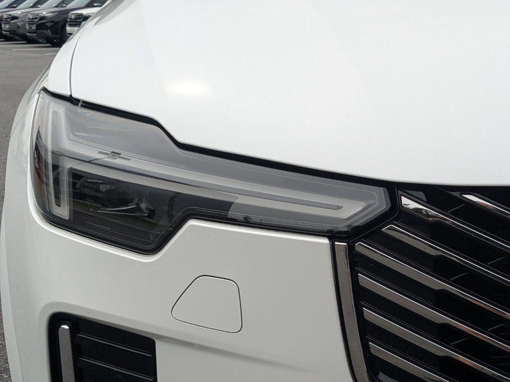 Used 2025 Volvo XC90 B6 Ultra AWD/4WD image 10