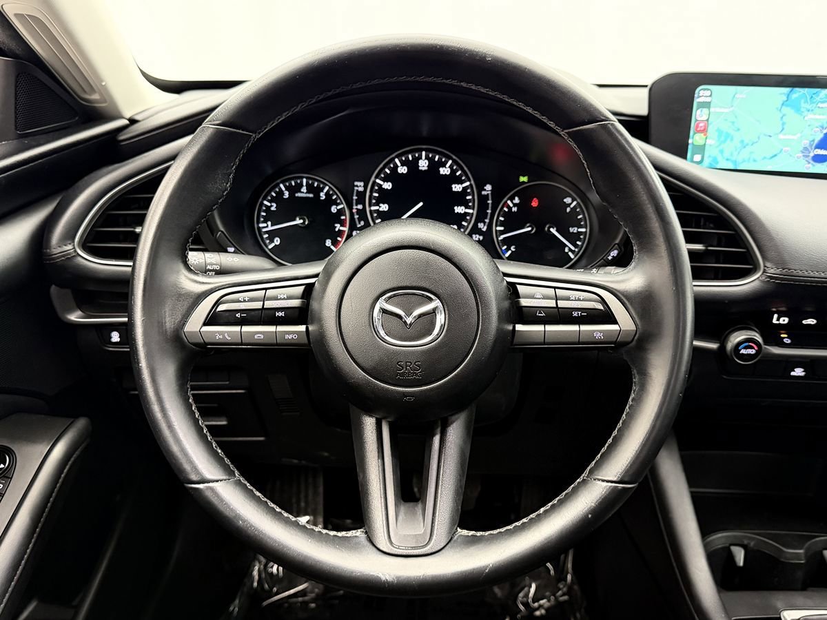 Used 2022 MAZDA MAZDA3 s FWD image 10