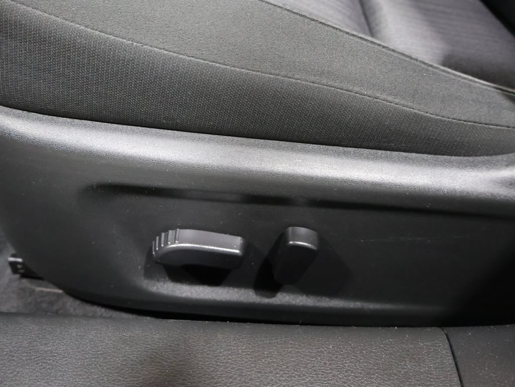Used 2023 Nissan Altima 2.5 SV FWD image 10