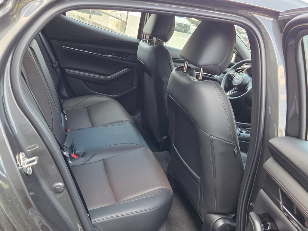 New 2026 MAZDA MAZDA3 2.5 S Hatchback w/ Premium Pkg FWD image 14