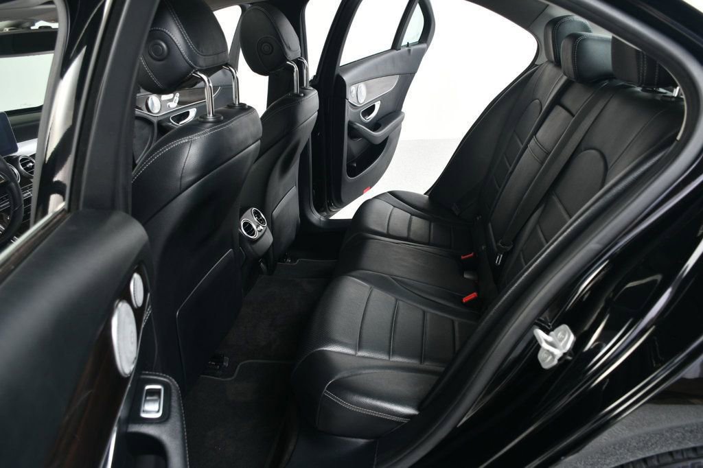 Used 2015 Mercedes-Benz C 300 Sedan image 33