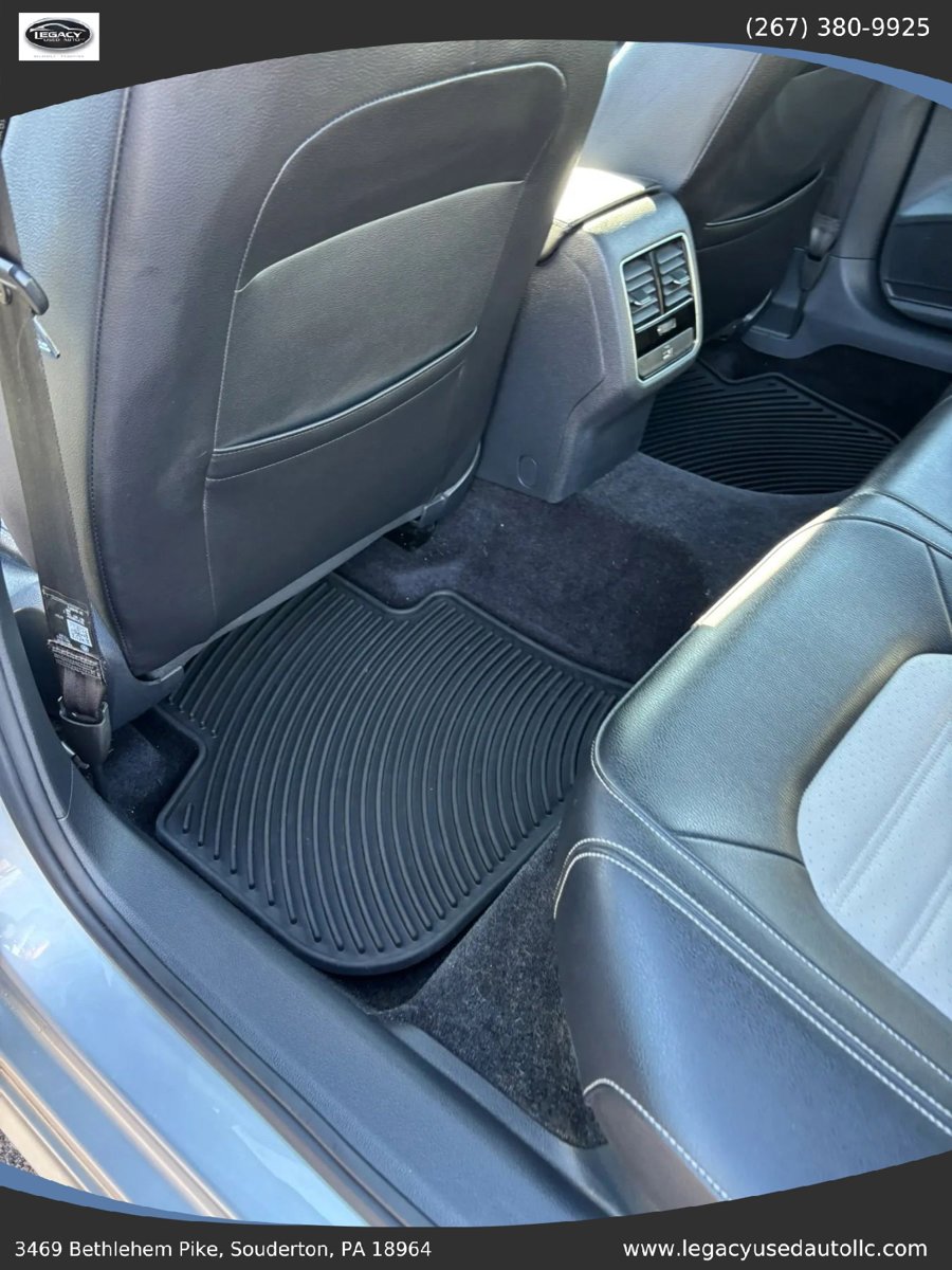 Used 2018 Volkswagen Passat GT FWD image 42