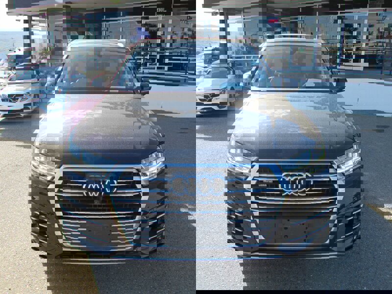 Used 2017 Audi Q7 3.0T Premium Plus image 2