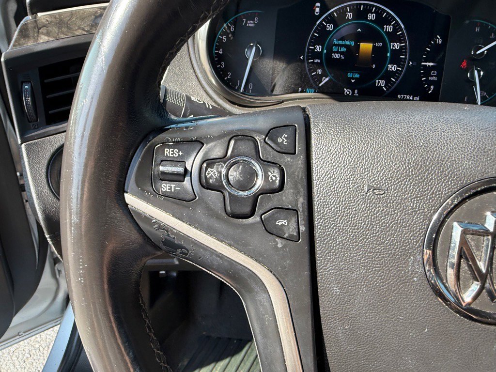 Used 2015 Buick LaCrosse Leather image 25