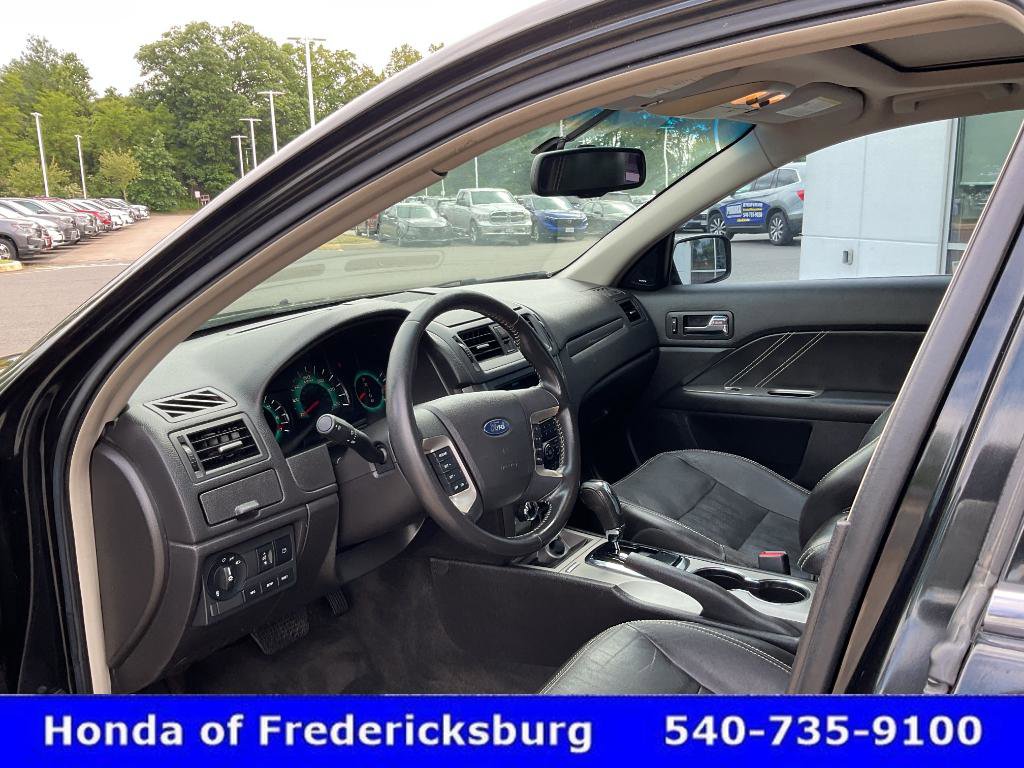 Used 2010 Ford Fusion Sport FWD image 26