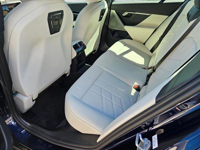 New 2026 BMW 530i image 15