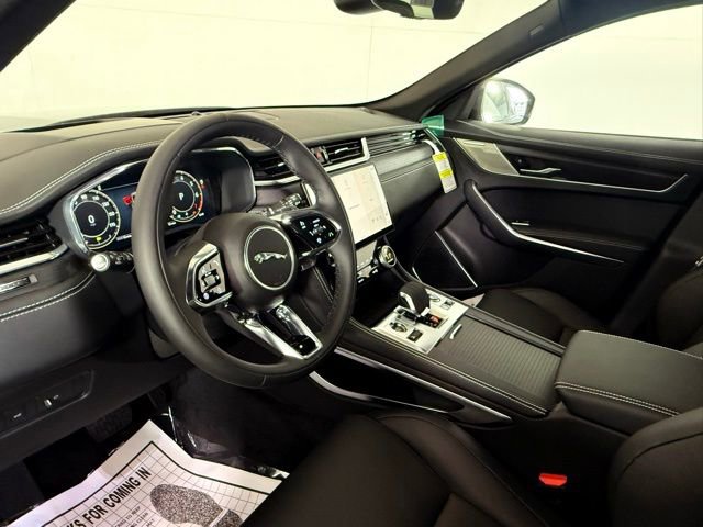 New 2026 Jaguar F-PACE R-Dynamic S image 6