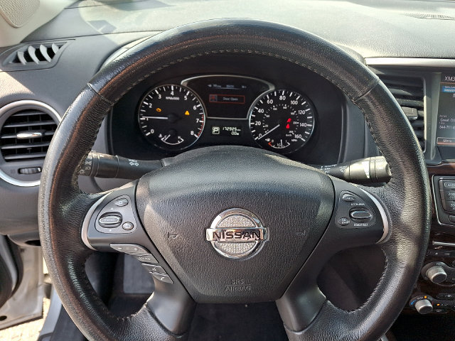 Used 2013 Nissan Pathfinder Platinum w/ Platinum Premium Pkg AWD/4WD image 17