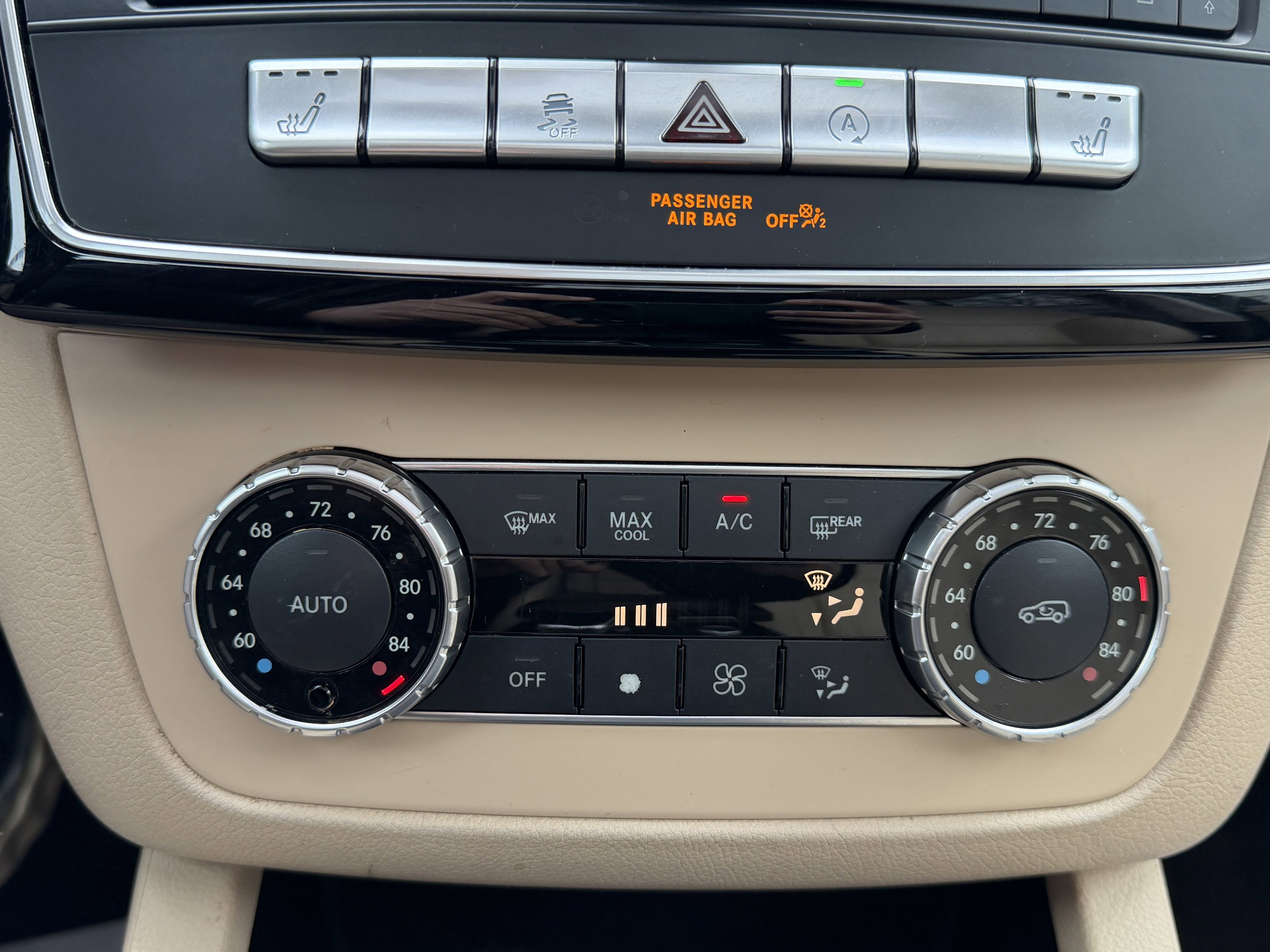 Used 2018 Mercedes-Benz GLS 450 4MATIC w/ Premium Package image 27