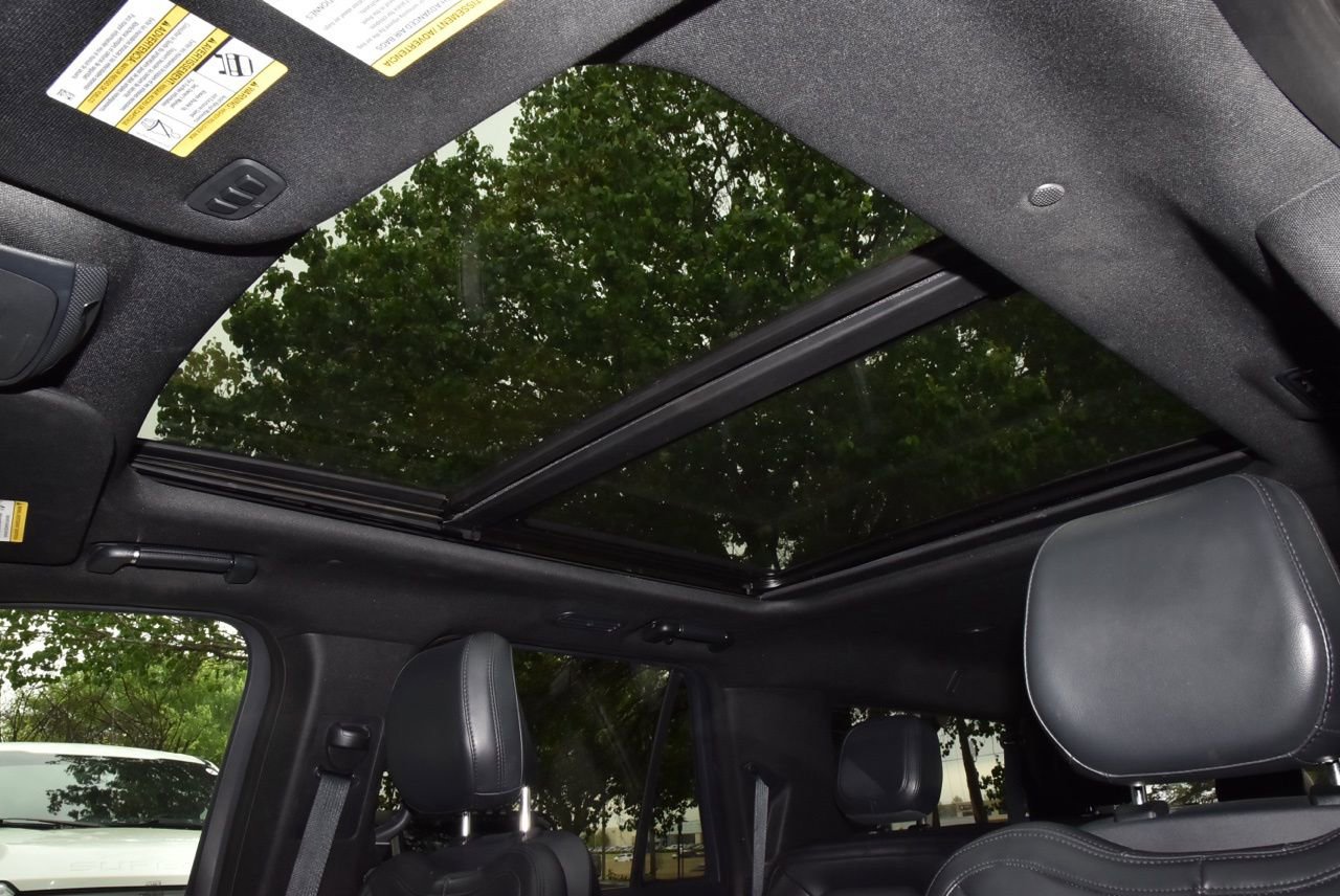 Certified 2024 Lincoln Navigator L 4WD image 33