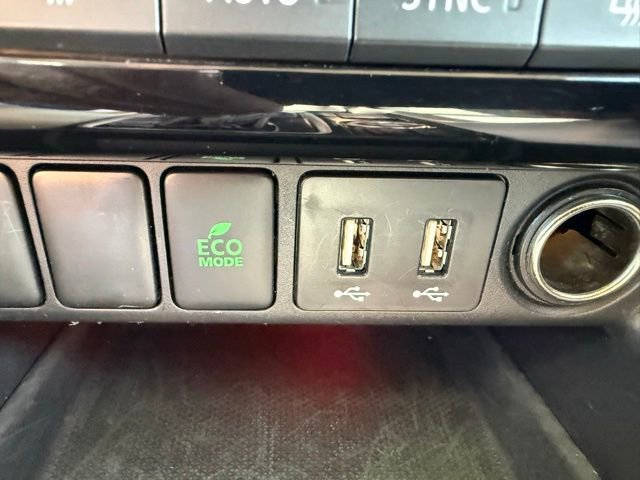 Used 2024 Mitsubishi Eclipse Cross SE image 30