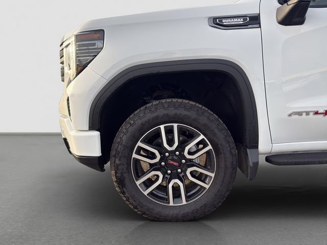 Used 2025 GMC Sierra 1500 AT4 w/ AT4 Premium Package AWD/4WD image 20