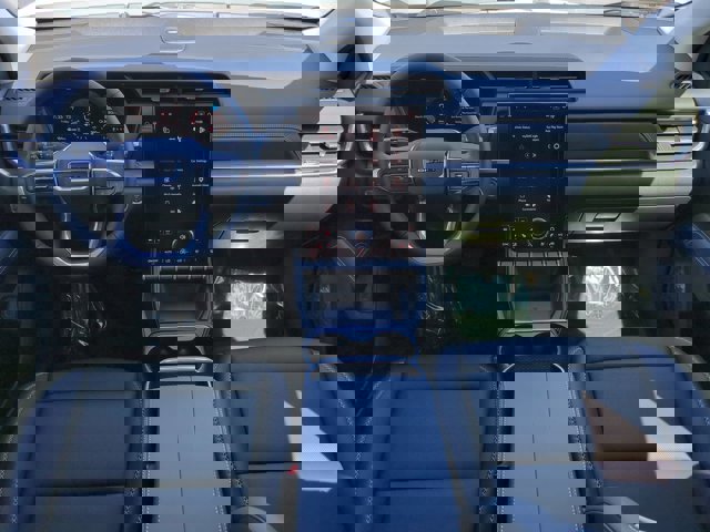 Used 2026 GMC Terrain Denali image 15