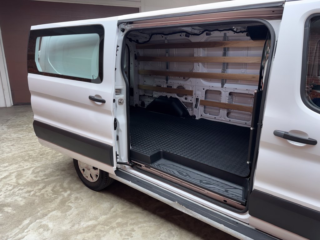 Certified 2025 Ford Transit 250 Low Roof w/ Exterior Upgrade Package RWD image 23