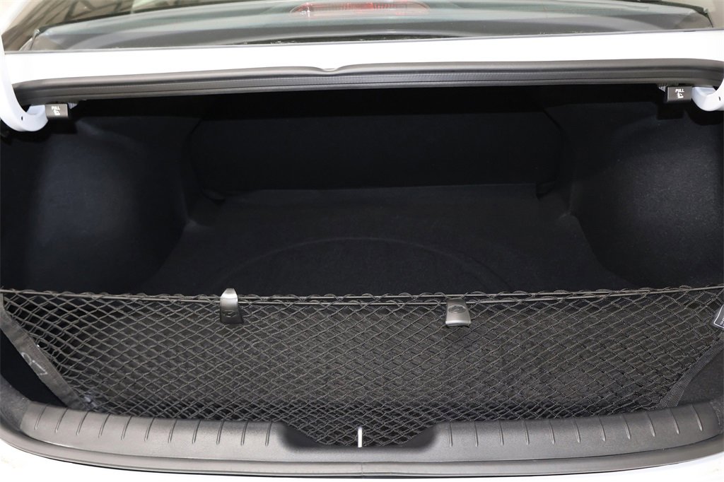 Used 2025 Hyundai Elantra Sport image 6